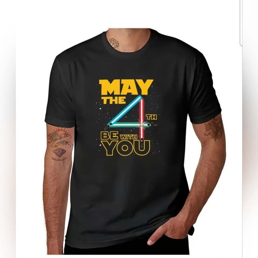 🚨Graphic T-Shirt - May The Fourth Be With You - Picture 3 of 5
